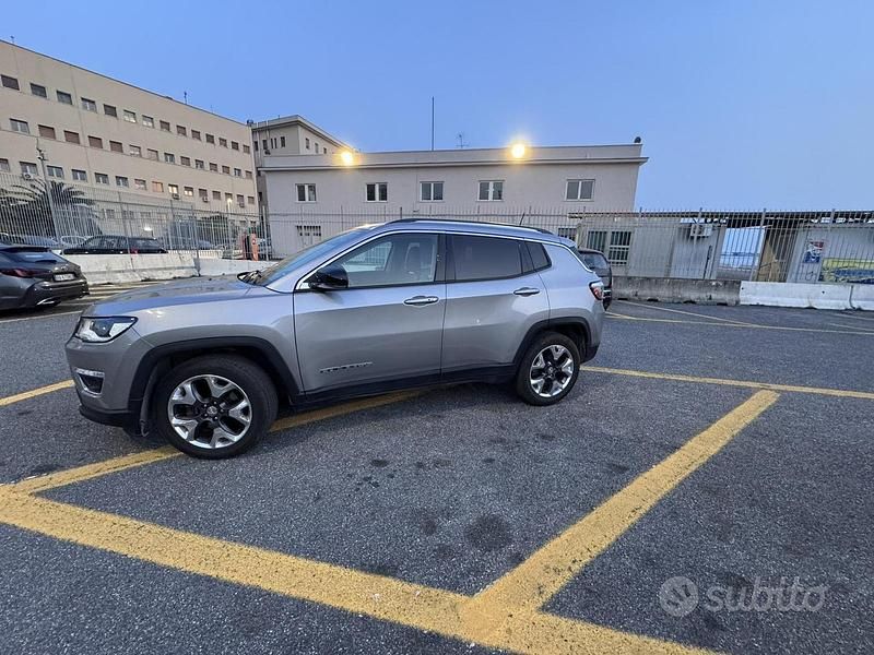 Usata Jeep Compass Limited 2017 Grigio SUV