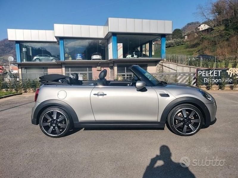 Usata Mini Cooper Cabriolet Premium Plus 136 CV (100 kW) 2024 Grigio Cabrio