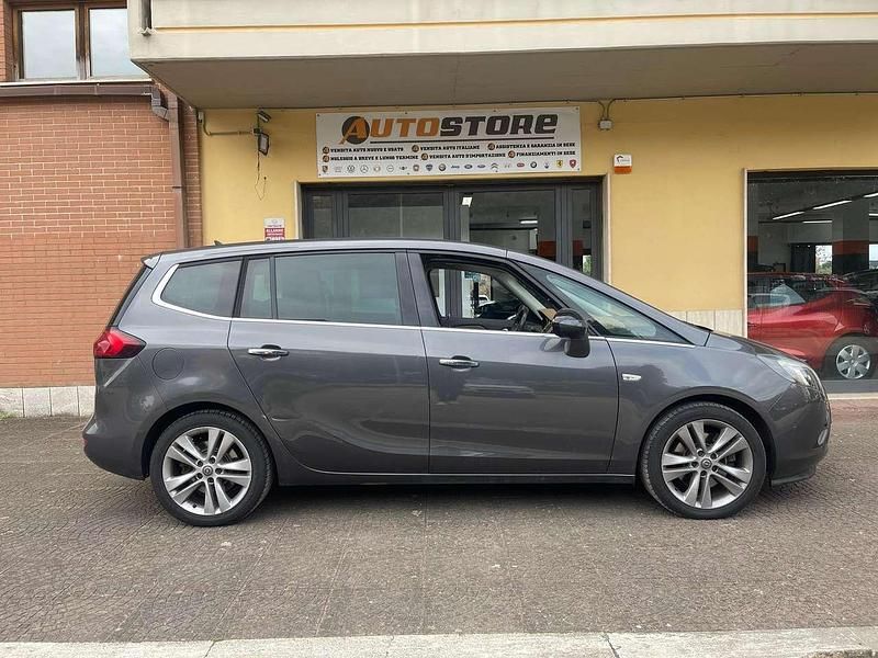 Usata Opel Zafira Edition 150 CV (110 kW) 2012 Grigio Monovolume