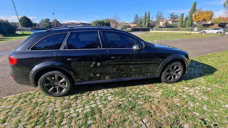 Usata Audi A4 Allroad Advanced 239 CV (175 kW) 2012 Station wagon