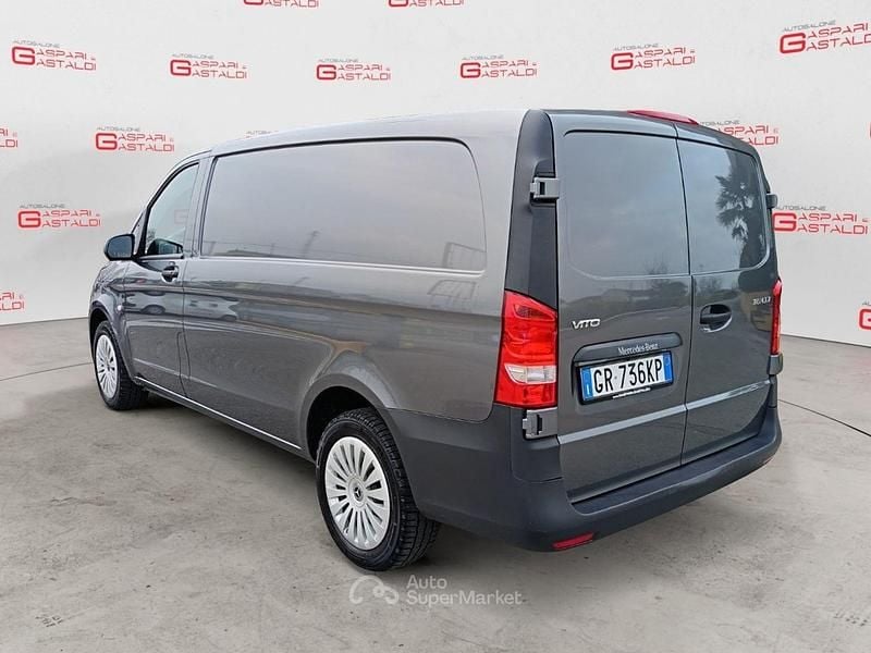 Usata Mercedes Vito 163 CV (119 kW) 2023 Grigio Furgone