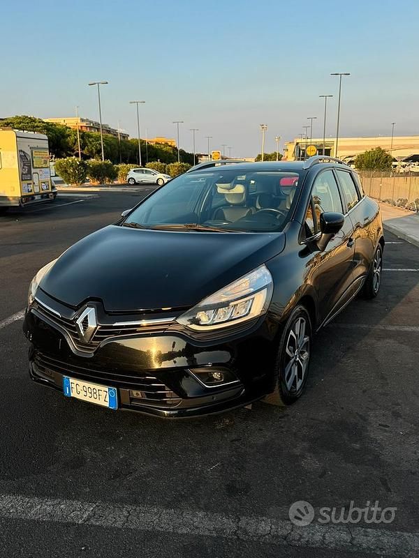 Usata Renault Clio GrandTour 90 CV (66 kW) 2016 Nero Station wagon