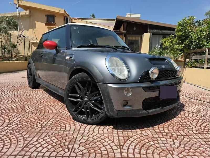 Usata Mini Cooper S 163 CV (119 kW) 2003 Grigio Utilitaria