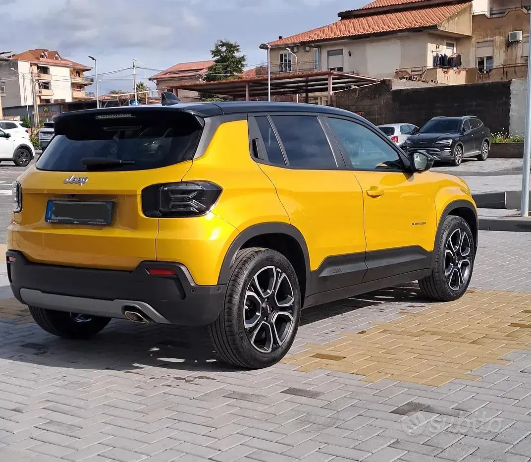 Usata Jeep Avenger Summit 101 CV (74 kW) 2023 SUV