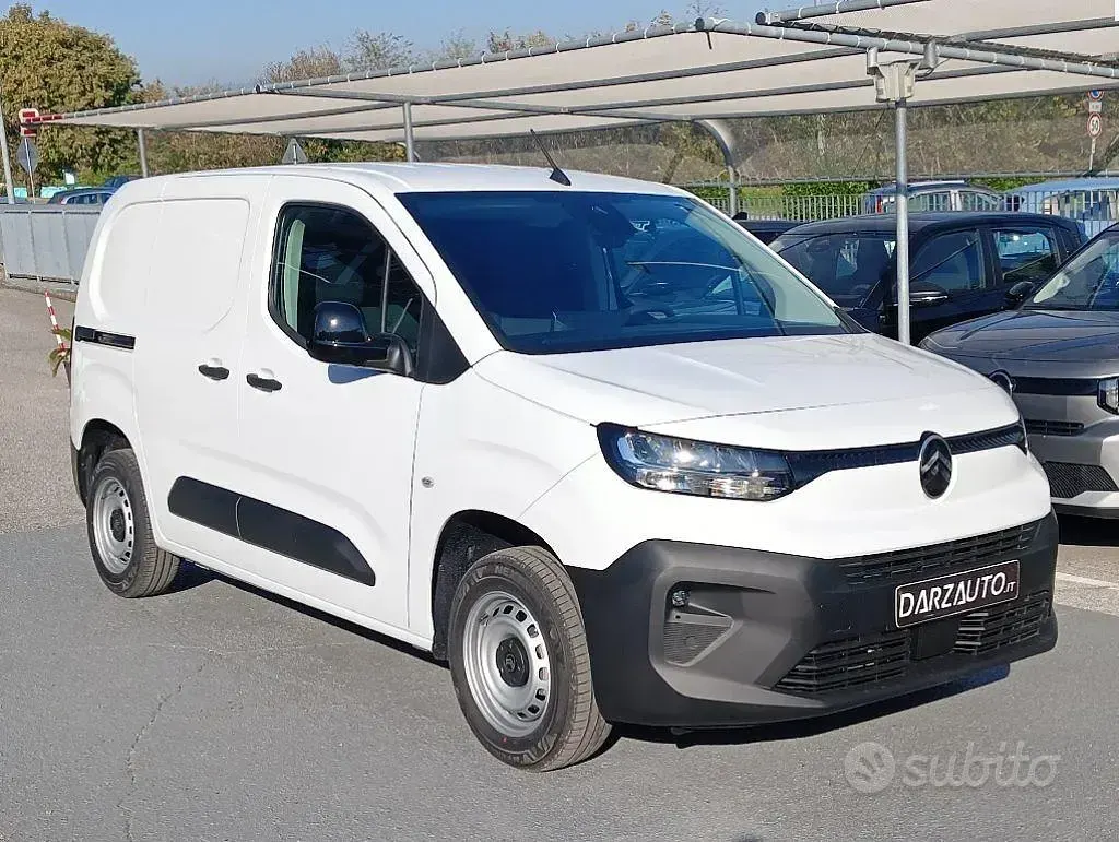 Nuova Citroën Berlingo 102 CV (75 kW) 2026 Bianco pastello Monovolume