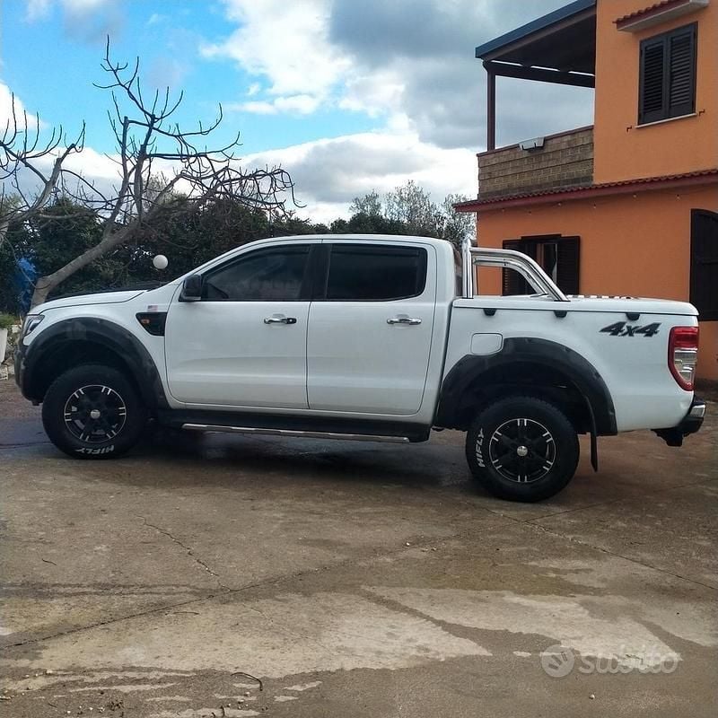 Usata Ford Ranger 150 CV (110 kW) 2013 Bianco Pick-up