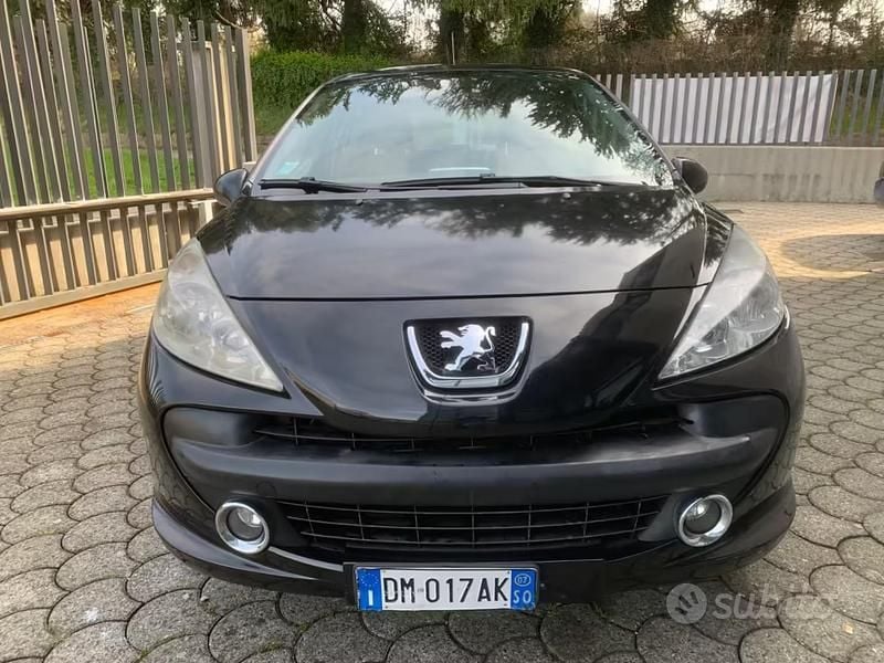 Usata Peugeot 207 88 CV (64 kW) 2007 Nero Berlina