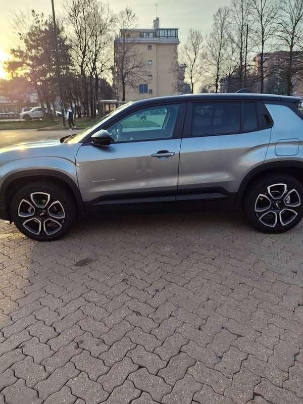 Usata Jeep Avenger Summit 101 CV (74 kW) 2024 SUV