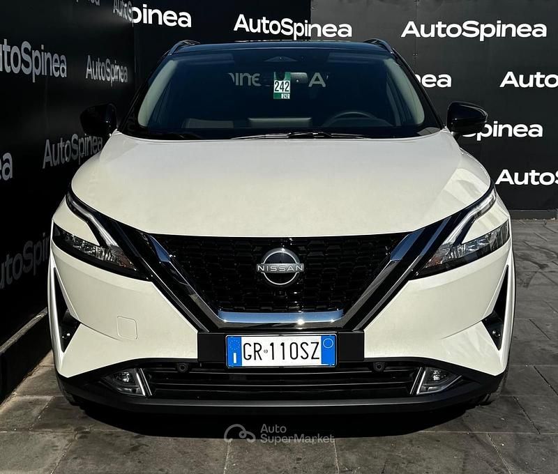 Usata Nissan Qashqai N-Connecta 140 CV (102 kW) 2024 Bianco SUV