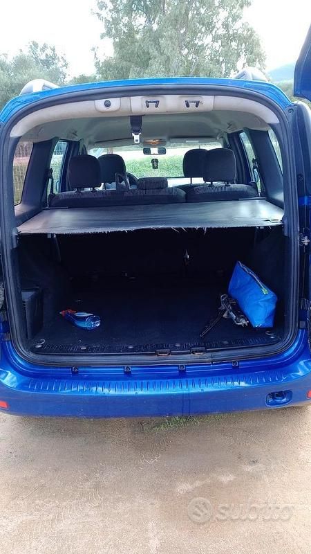 Usata Dacia Logan 70 CV (51 kW) 2010 Blu Station wagon