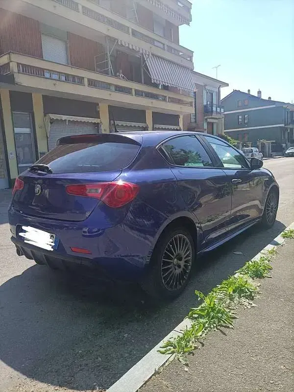 Second-hand Alfa Romeo Giulietta Sprint 120 CP (88 kW) 2016 Albastru Hatchback