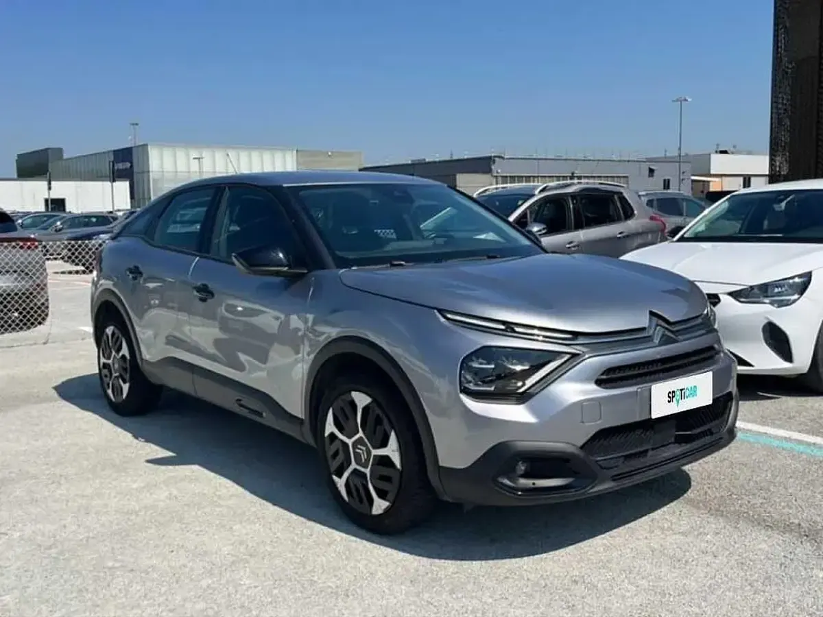 Usata Citroën C4 Feel 131 CV (96 kW) 2023 Grigio artense SUV