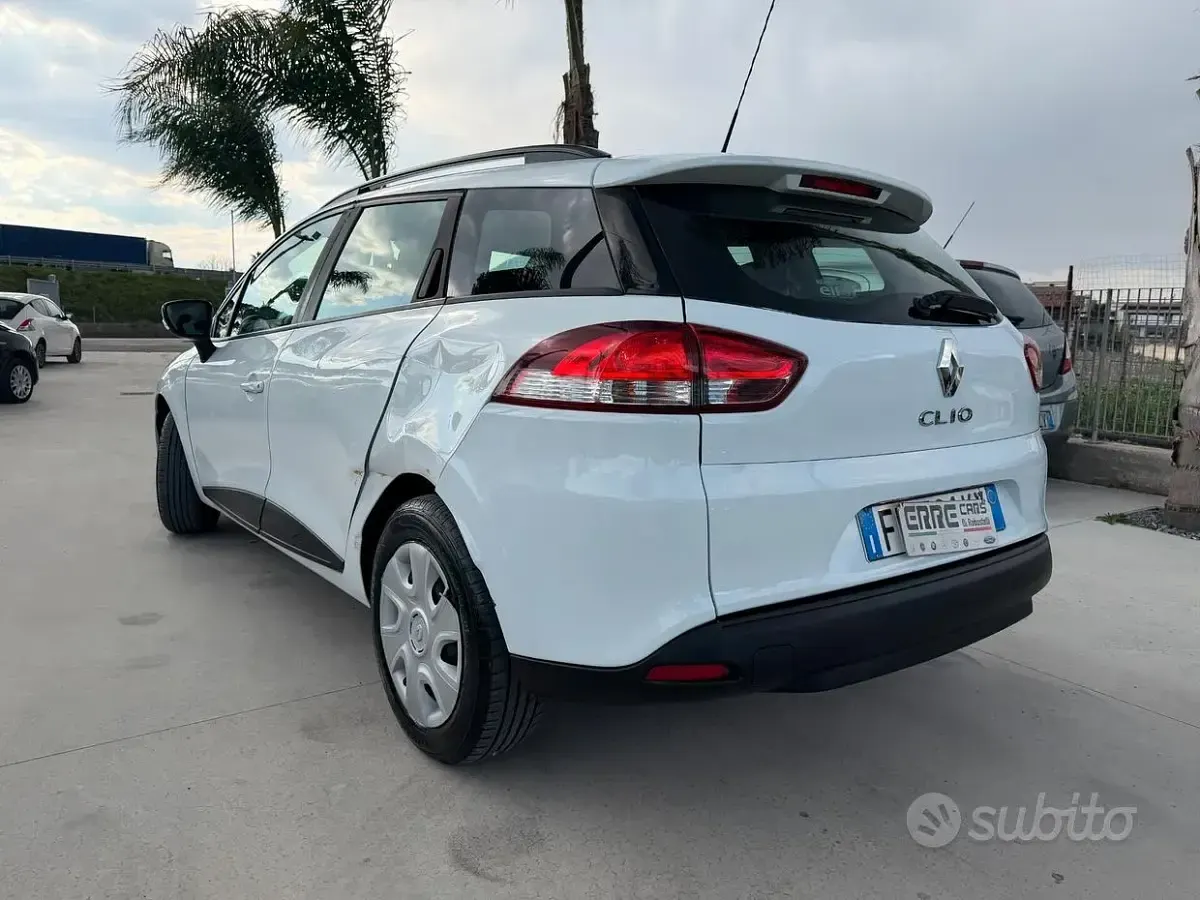 Usata Renault Clio 75 CV (55 kW) 2018 Bianco Station wagon