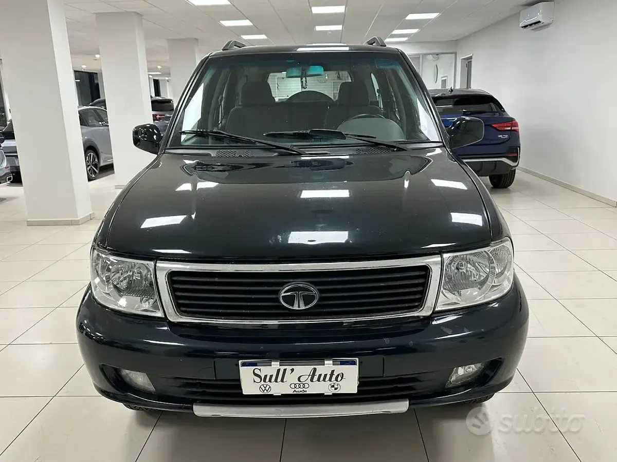 Usata Tata Safari 140 CV (102 kW) 2010 Blu SUV