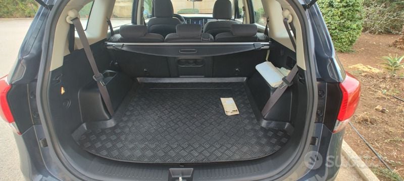 Usata Kia Carens 135 CV (99 kW) 2015 Blu Monovolume