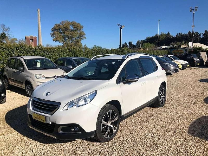Usata Peugeot 2008 114 CV (83 kW) 2013 Bianco SUV