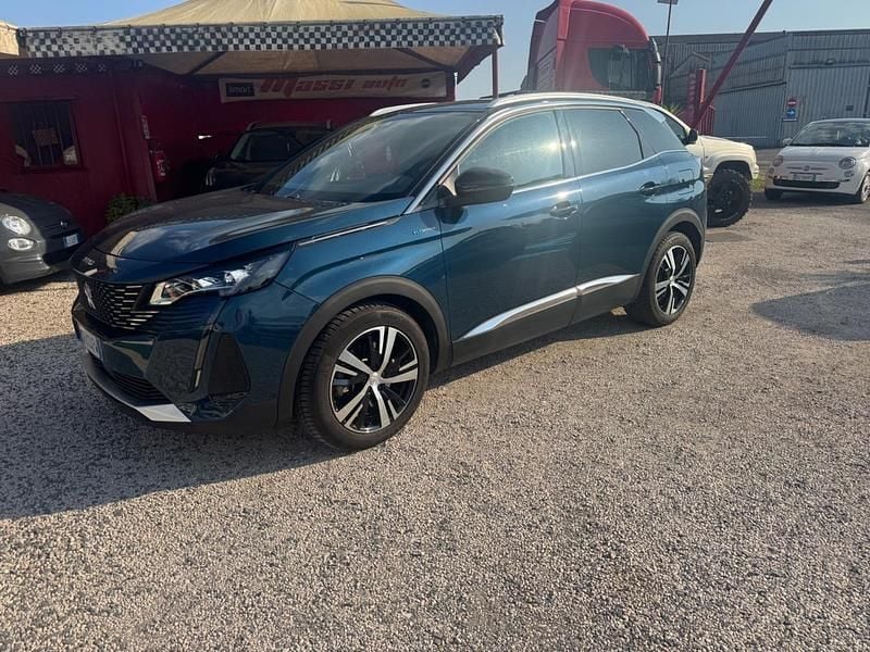 Usata Peugeot 3008 200 CV (147 kW) 2022 Verde SUV