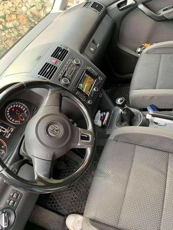 Usata VW Touran Trendline 105 CV (77 kW) 2011 Nero Monovolume