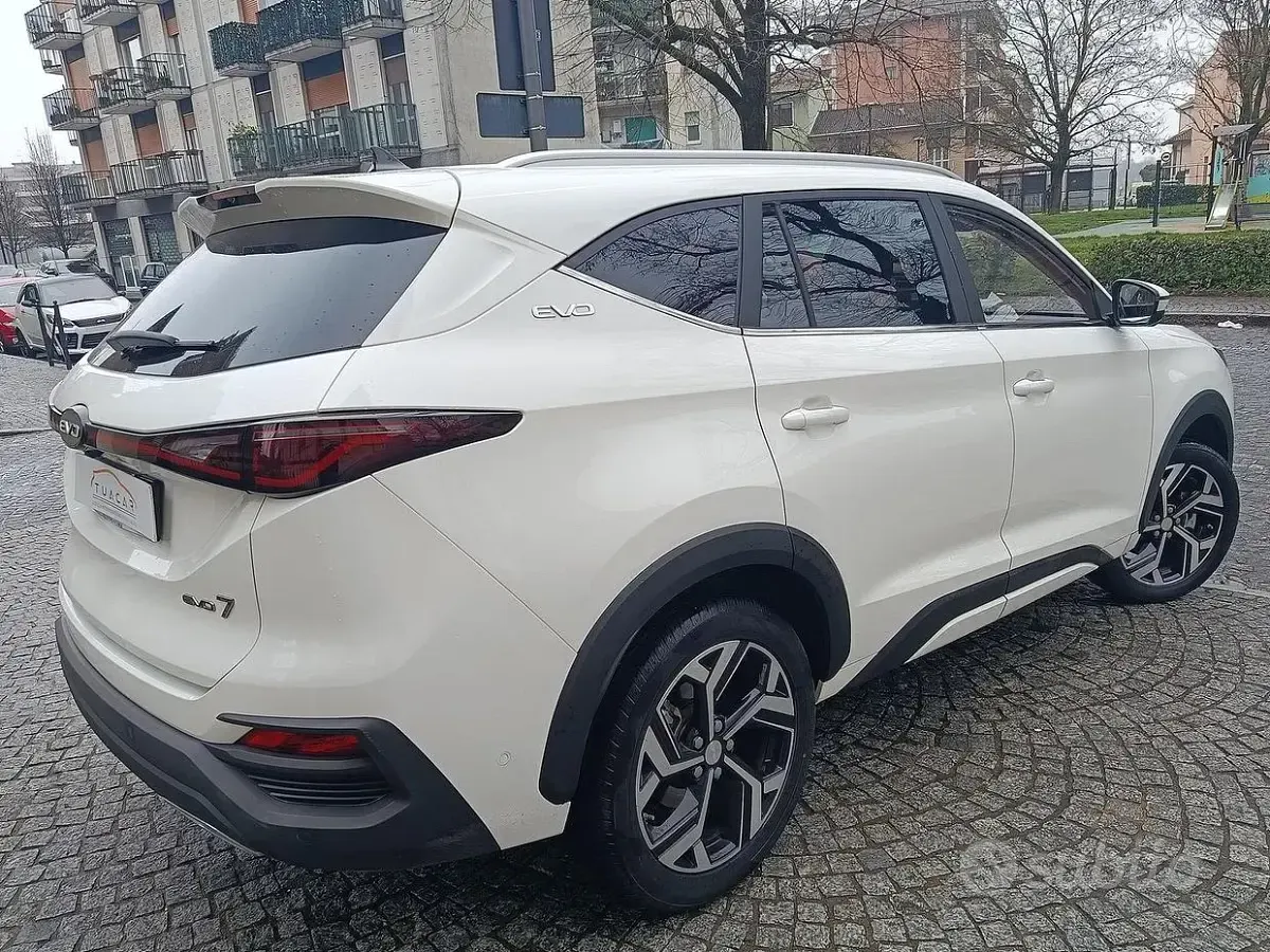 Usata EVO Evo 6 174 CV (127 kW) 2024 Bianco SUV