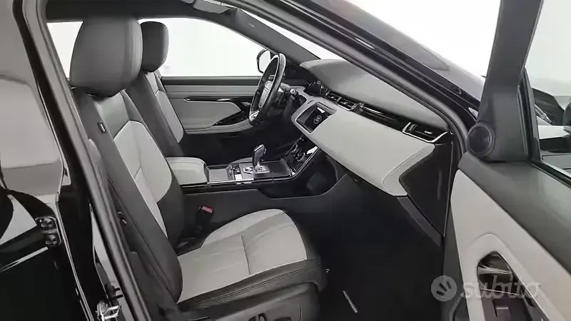 Usata Land Rover Range Rover evoque R-Dynamic 200 CV (147 kW) 2019 Nero SUV