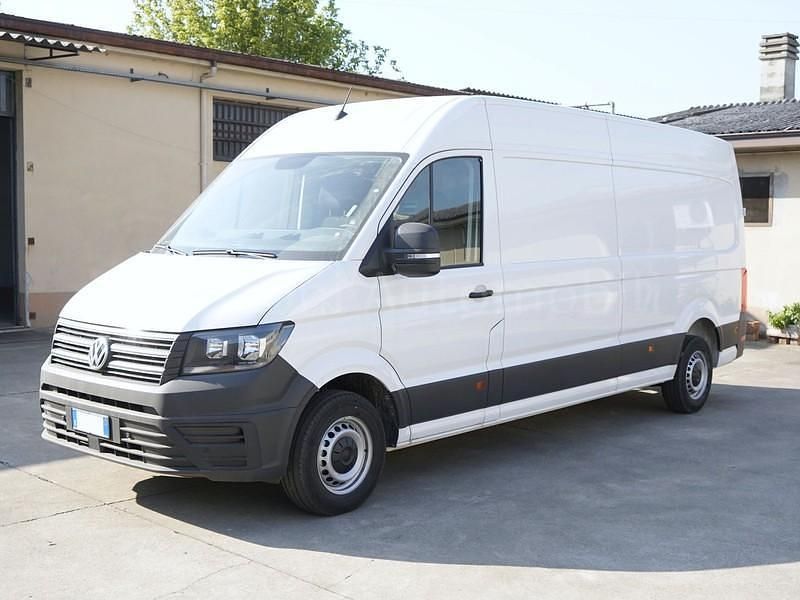 Bianco Usata 2024 VW Crafter Business Furgone | 32.705 € (Molto cara) - Immagine 1/4