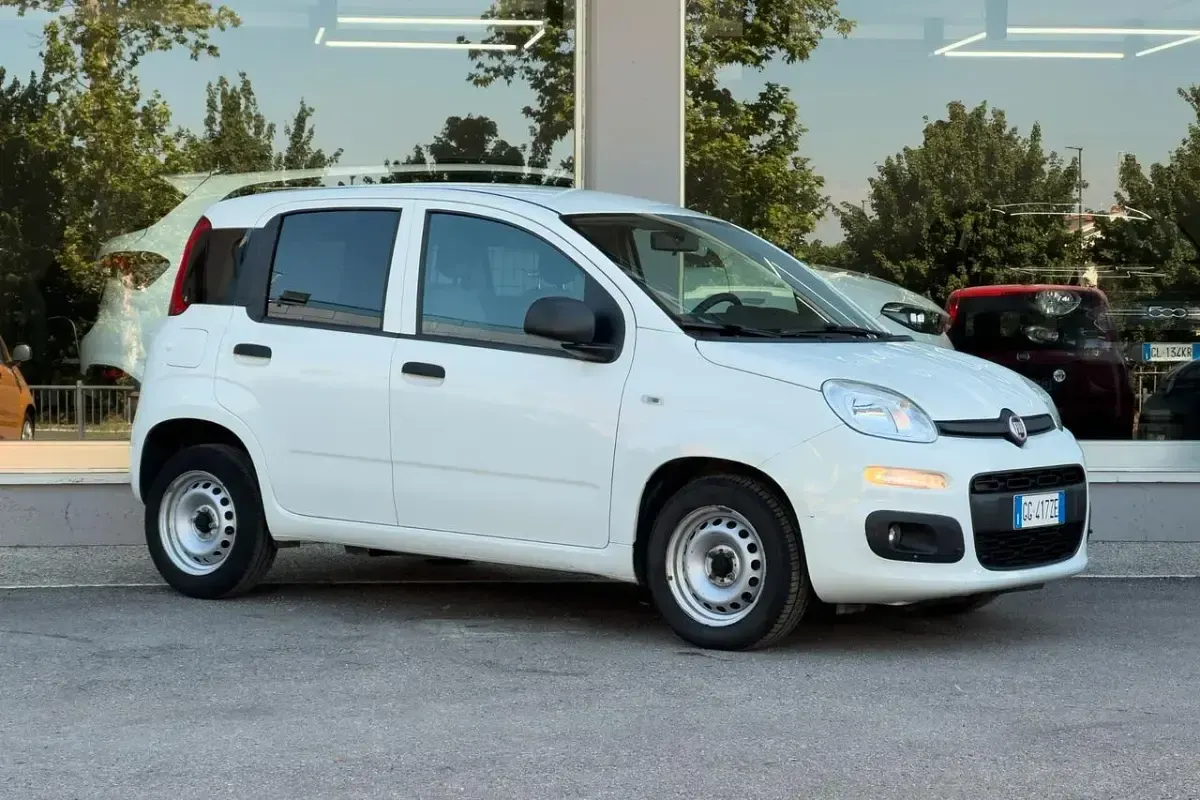 Usata Fiat Panda 70 CV (51 kW) 2021 Bianco Utilitaria