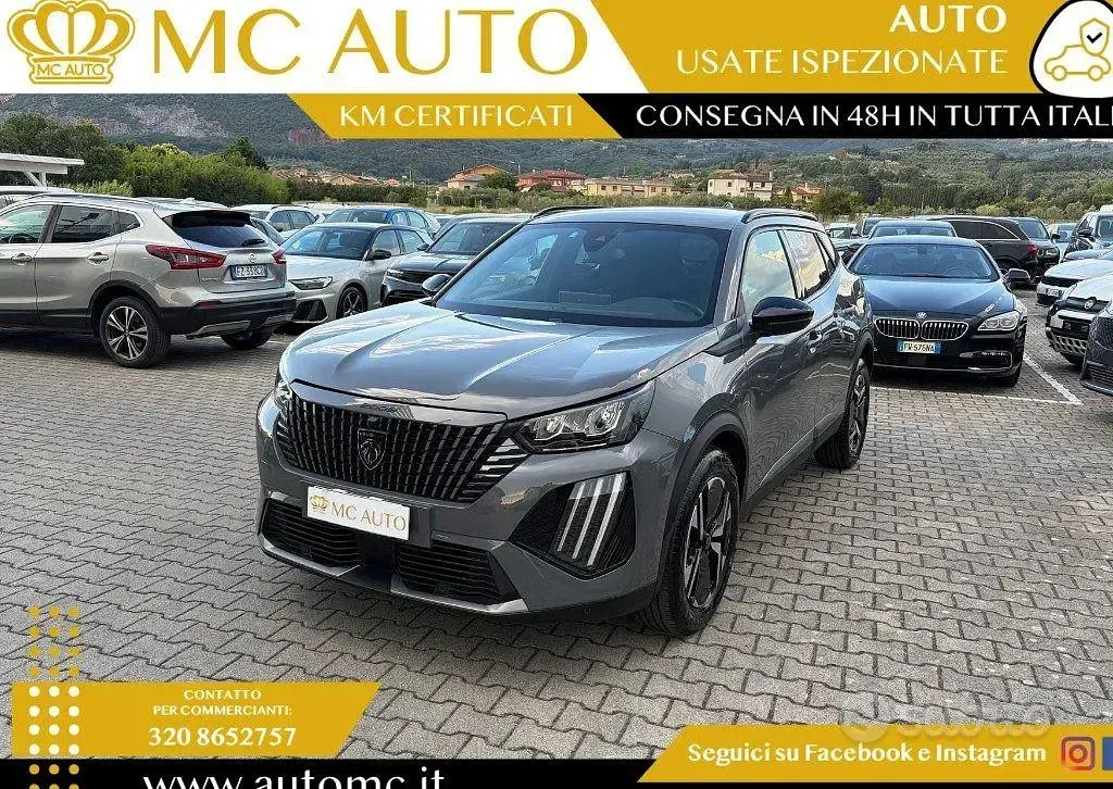 Usata Peugeot 2008 Allure 101 CV (74 kW) 2024 Grigio SUV
