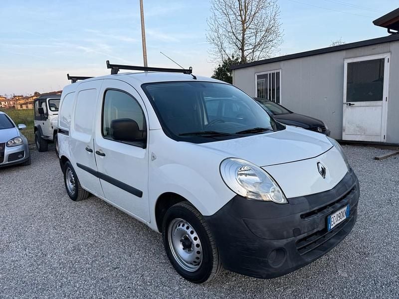 Usata Renault Kangoo 105 CV (77 kW) 2010 Bianco Monovolume