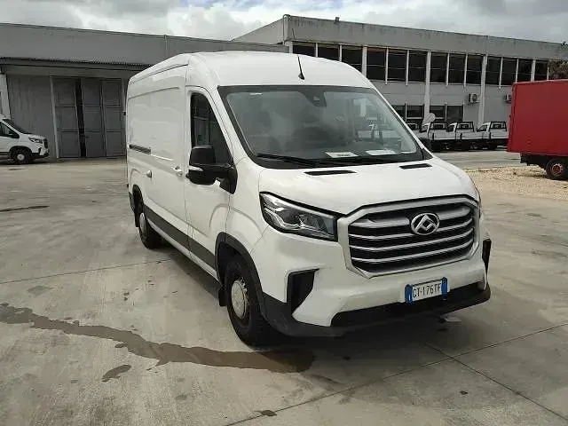 Usata Maxus V90 150 CV (110 kW) 2024 Blanc white Furgone