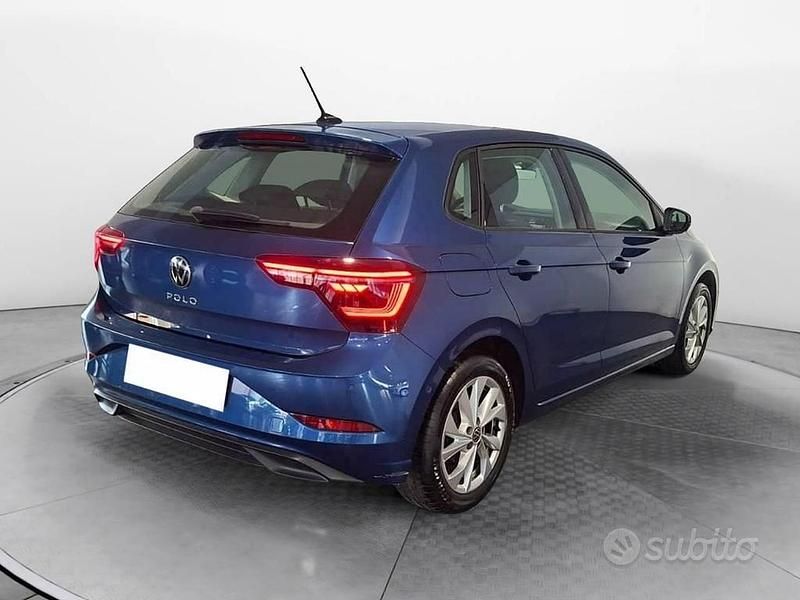 Usata VW Polo R-line 95 CV (69 kW) 2023 Blu Utilitaria