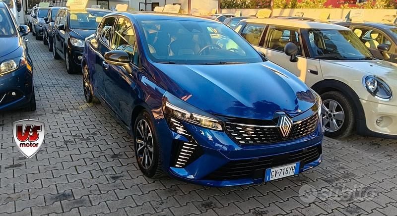 Usata Renault Clio V Esprit Alpine 91 CV (66 kW) 2024 Blu Berlina