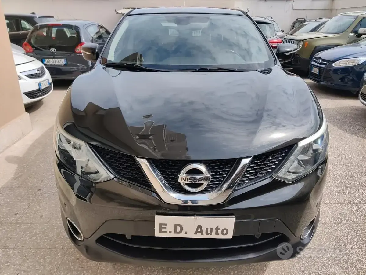 Begagnad Nissan Qashqai 110 HK (80 kW) 2014 Svart SUV