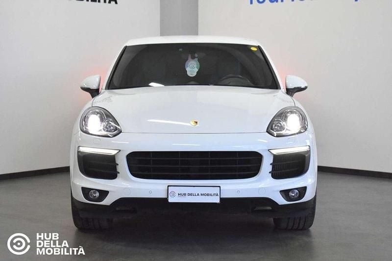 Usata Porsche Cayenne 250 CV (183 kW) 2016 Bianco SUV