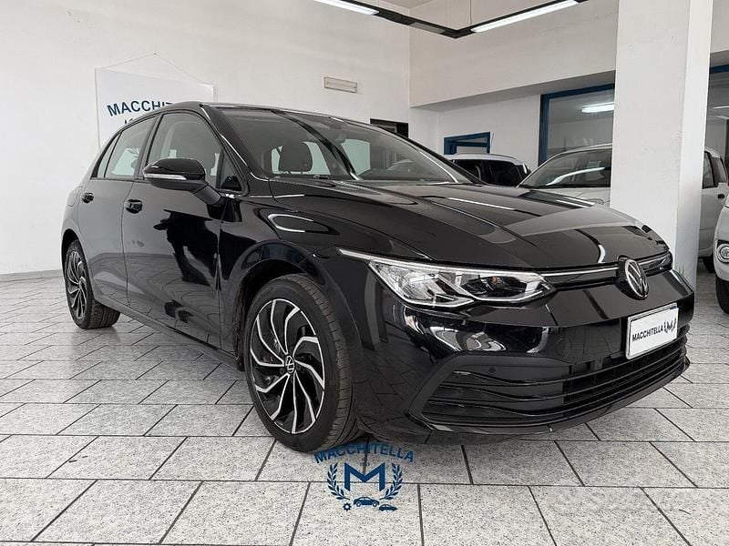 Usata VW Golf VIII Life 150 CV (110 kW) 2022 Nero Berlina
