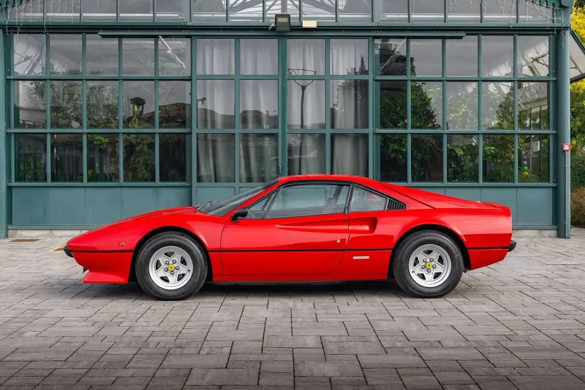 Usata Ferrari 208 155 CV (114 kW) 1980 Rosso corsa Coupé