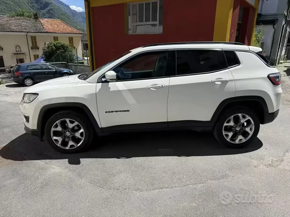 Usata Jeep Compass Limited 170 CV (125 kW) 2019 Bianco SUV