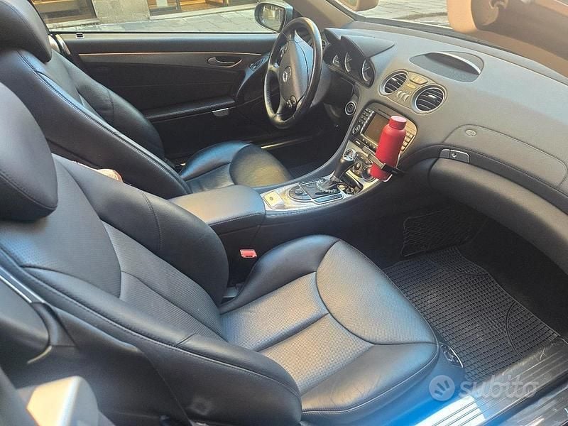 Usata Mercedes SL350 2007 Grigio Cabrio
