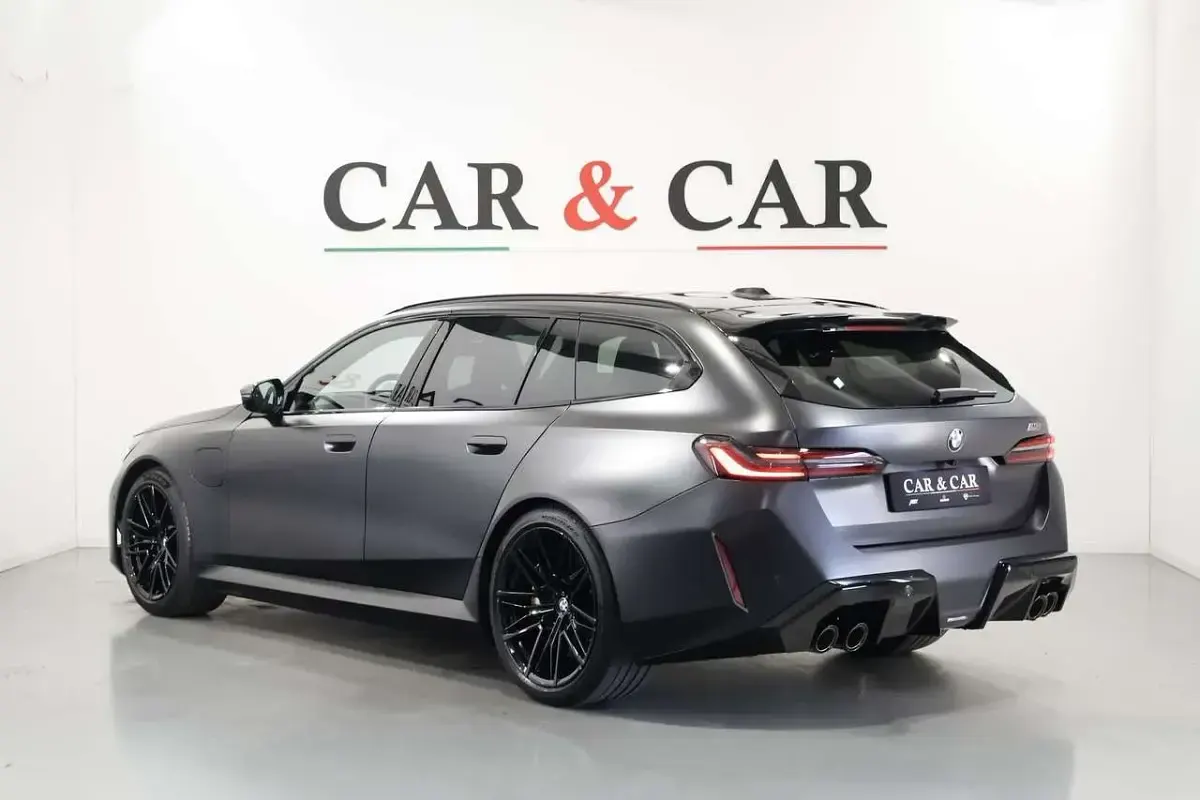 Usata BMW M5 727 CV (534 kW) 2025 Grigio Station wagon