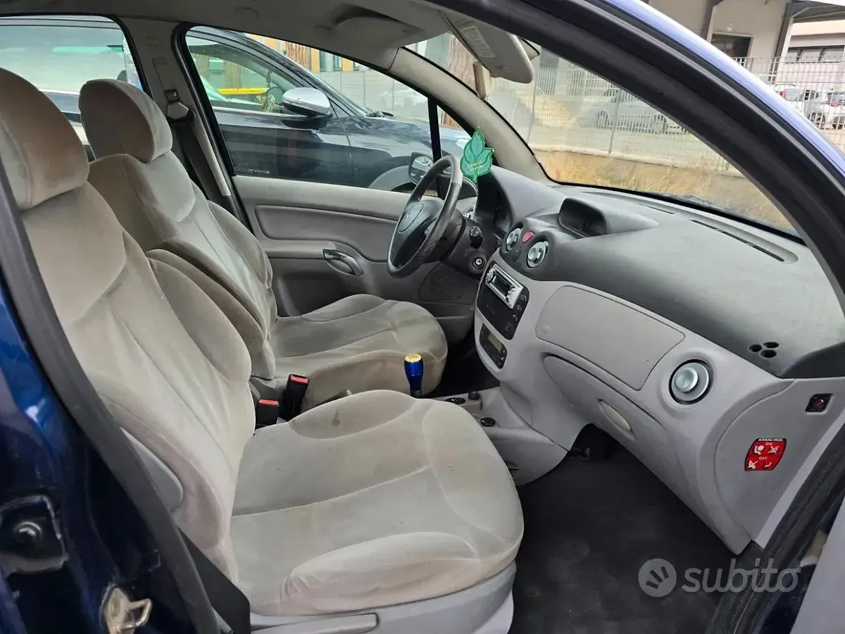 Usata Citroën C3 68 CV (50 kW) 2004 Blu Berlina