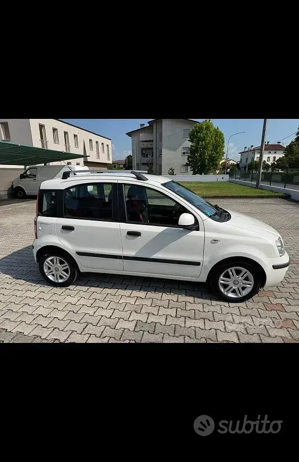 Usata Fiat Panda 69 CV (50 kW) 2010 Utilitaria