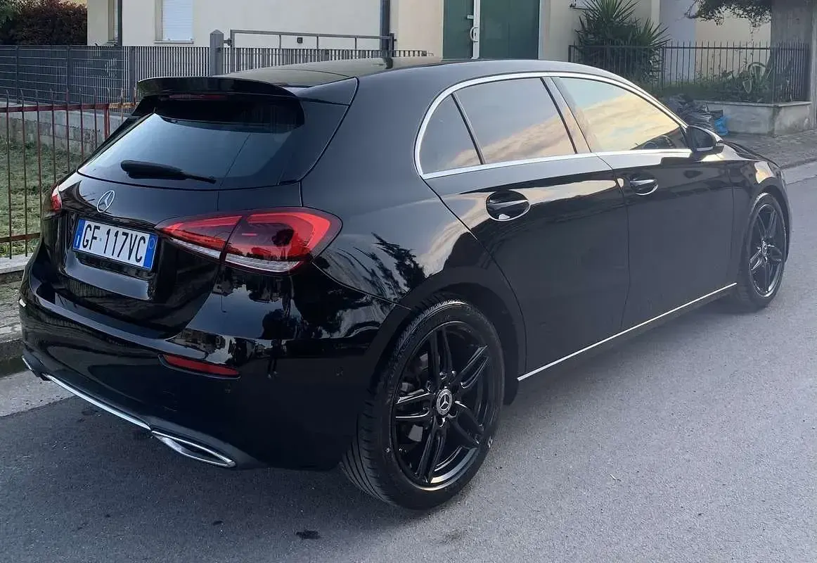 Usata Mercedes A180 136 CV (100 kW) 2021 Berlina