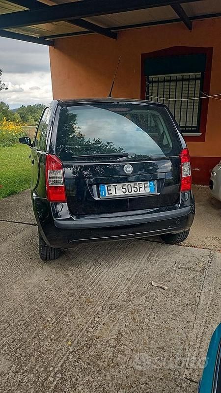 Usata Fiat Idea 70 CV (51 kW) 2007 Nero Monovolume