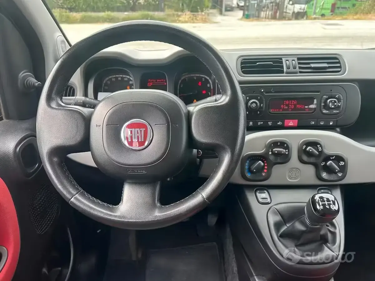 Usata Fiat Panda Pop 69 CV (50 kW) 2012 Nero Utilitaria