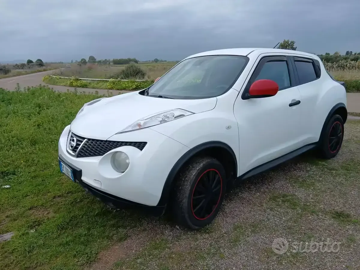 Usata Nissan Juke 117 CV (86 kW) 2010 Bianco SUV