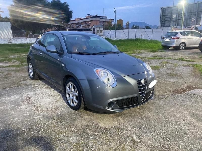 Usata Alfa Romeo MiTo Distinctive 95 CV (69 kW) 2011 Grigio Utilitaria