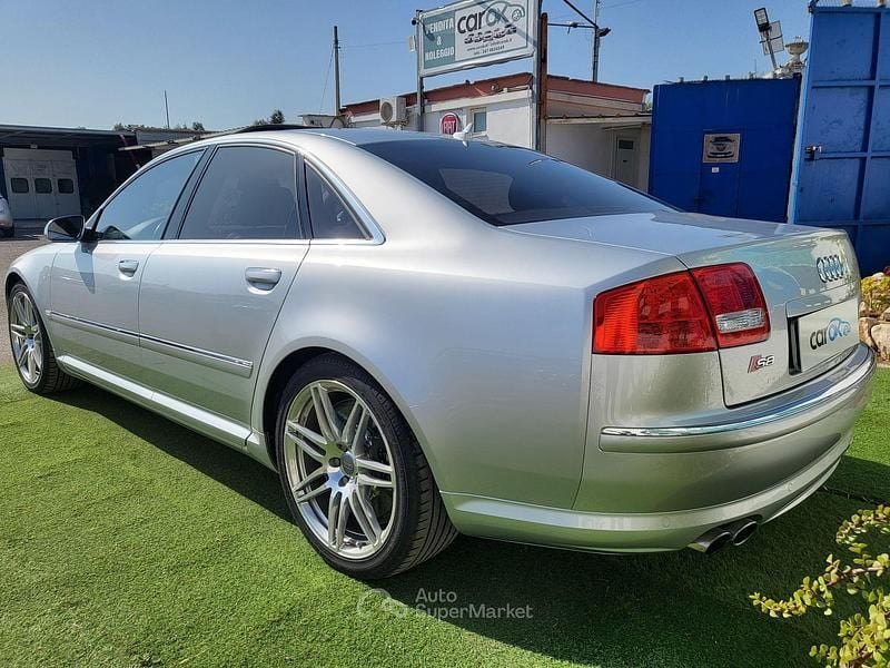 Usata Audi S8 Ambiente 450 CV (330 kW) 2007 Argento Berlina