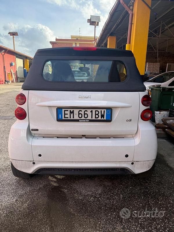 Usata Smart ForTwo Cabrio Pulse 54 CV (39 kW) 2012 Bianco Cabrio