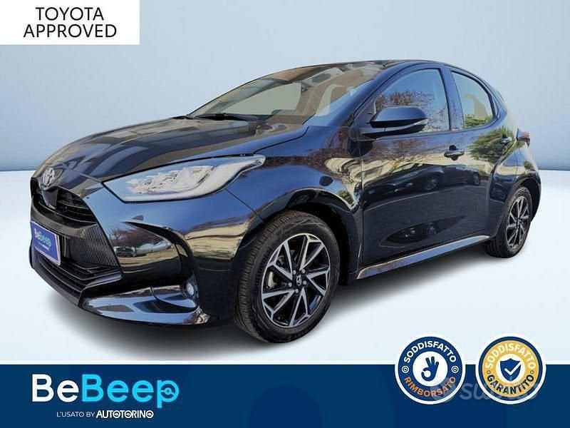 Usata Toyota Yaris Trend 72 CV (52 kW) 2023 Nero metallizzato Utilitaria