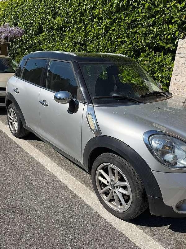 Usata Mini Cooper D Countryman Business 111 CV (81 kW) 2015 Grigio SUV
