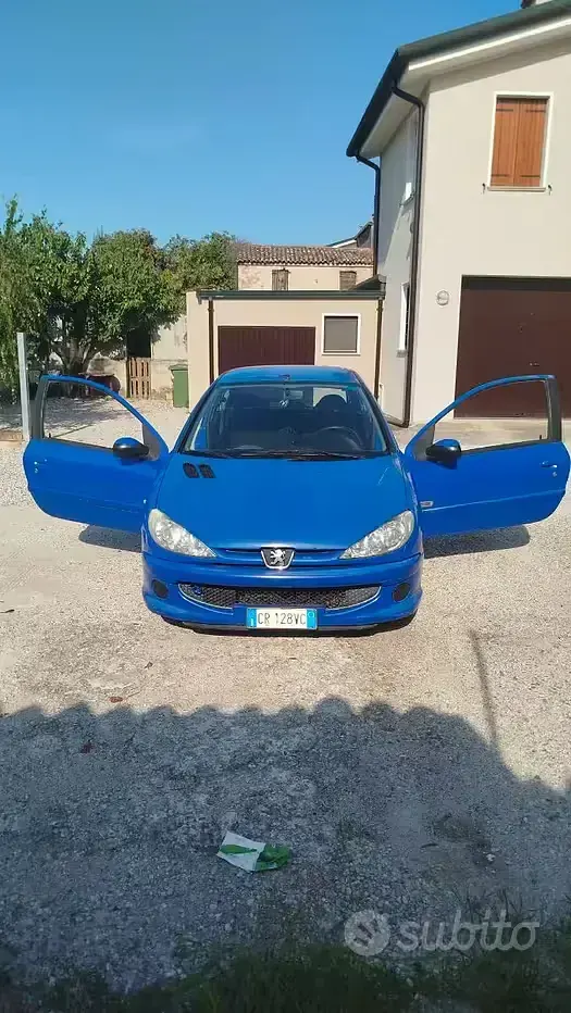 Usata Peugeot 206 60 CV (44 kW) 2005 Bluazzurro Berlina